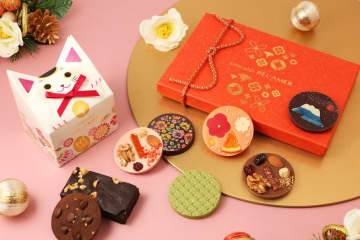 ベルアメール迎春スイーツ、梅の花モチーフのショコラを”招き猫風”パッケージで