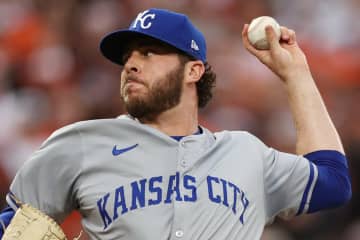 「びびった」「ヤバない？」ロッテが獲得した“新助っ人”、MLB通算162登板にファン驚き「本当に来た！」「変化球よさそう」