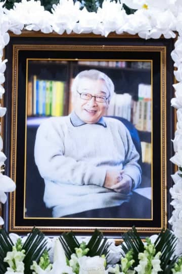 “芸能界の偉人”イ・スンジェさん死去…チェ・ジウやイ・スンギら俳優仲間らの弔問相次ぐ