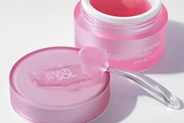 韓国コスメ「touch in SOL」から“ひんやり冷感ジェル”の新感覚プライマーが登場！