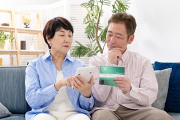 離婚で年金分割、再婚で扶養に…65歳を前に年金事務所を訪れた夫婦が直面した「80万円分の加給年金」が消える衝撃