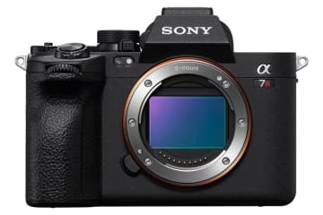 「α7R V」と「α7 IV」が大型アップデート　フォーカスエリアの設定項目追加など　画面レイアウトの縦位置対応も