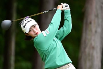 清本美波らが首位で折り返し　今年のプロテスト合格者たちも上位で奮闘【JLPGAファーストQT C地区】