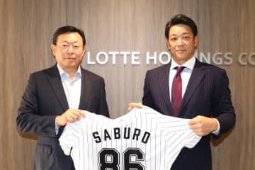 ロッテ・サブロー新監督が本社訪問　重光会長「強い組織を作り上げてくれると確信」