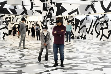 横浜駅前のXR施設、来場者12万人を突破　開業1年を前に年間目標超える