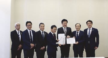 高速道路建設推進議連、全高速／木原官房長官、片山財務相に特別要望
