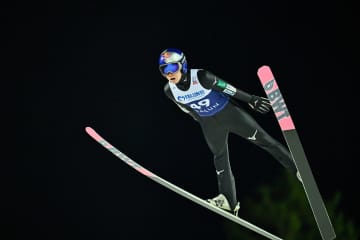 小林陵侑は6位、二階堂蓮が8位　スキーW杯ジャンプ男子第4戦