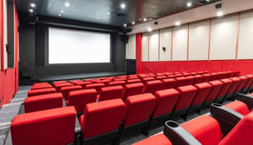 「奈良から来たのですが…」片道1時間かけた映画館、10分遅刻で入場拒否された女性の悔しい思い出