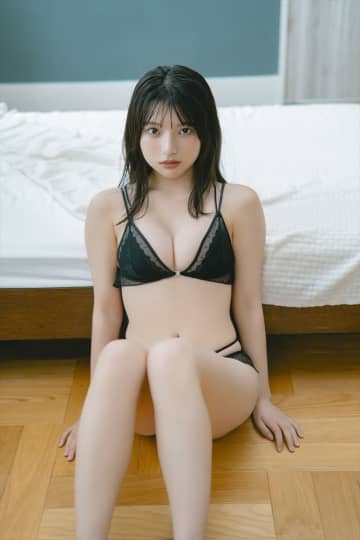 #Mooove!・姫野ひなの、ランジェリー姿で色白美ボディ披露「ヤングチャンピオン」アザーカット6点公開