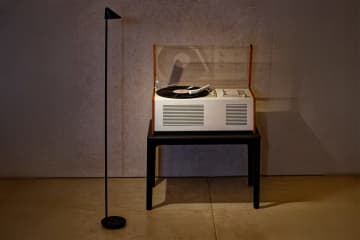 YAMAGIWA初のポータブル照明「SOLO」、人とともに移動してどんな環境でもパーソナルな空間をつくりだす