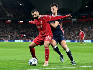 絶不調リバプールがまた黒星…PSVにホームでまさかの１－４惨敗、公式戦ここ12試合で９敗目。遠藤航はまたも出番なし【CL】