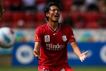 日本人所属の海外クラブが“緊急事態”　リーグ延期で…現地報道「首相に介入を求めた」