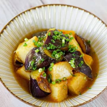 【旬の秋なすを買ったら一度は試して】トロッとしたなすと甘辛い味付けが最高。簡単ごちそうレシピ3選