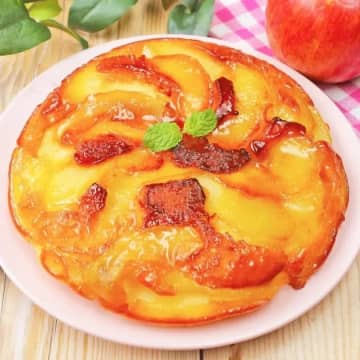 【りんごは全部コレにして！】ホットケーキミックスでタルトタタンが作れちゃう！りんごのスイーツレシピ3選