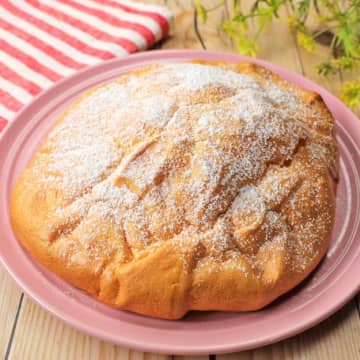 【卵と砂糖だけでウマいおやつ食べたい皆様、お待たせしました】混ぜて焼くだけ！コスパ最強の簡単ケーキレシピ