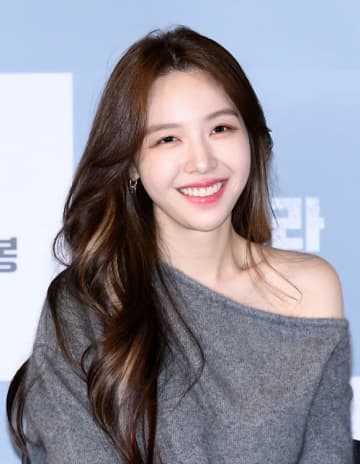 熱愛報道もないまま…今週末にバリで結婚式　“年の差10歳”の元K-POPアイドルと俳優「非公開の式なので」