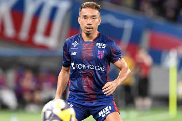 ブラジルW杯“最終ライン”が再結成「エモい！」　豪華集結が話題「すごいメンバー」