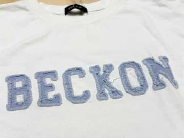 そこまで値下げして大丈夫！？【アベイル】まさかの「330円」で買える「お値打ちトップス」