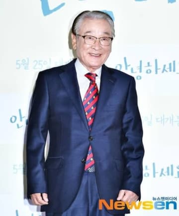 “国民の父”イ・スンジェさん、本日（11/27）出棺…ハ・ジウォンからチョン・イルまで多くの俳優が参列