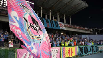 J1昇格逃すも…サガン鳥栖の待遇改善が話題！サガンティーナ募集で…