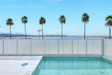 【卒業旅行はココ】大阪・絶景グランピングが「最大48%OFF」！プールorジャグジー付きコテージを学生限定で格安貸切！