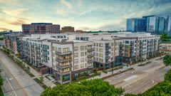 米国テキサス州ダラス市の賃貸集合住宅を取得