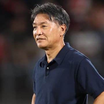 「昇格請負人」かつて“森保監督の右腕”だった横内昭展が山形と契約更新「正しい判断」