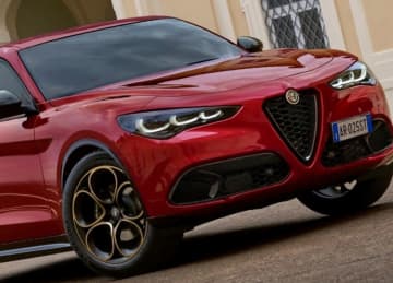 アルファ ロメオ限定モデル発売　GIULIA＆STELVIOにINTENSA設定