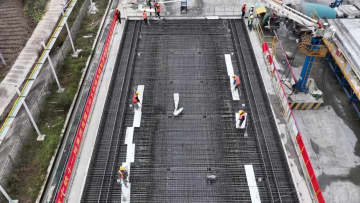 中国重慶の渝万高速鉄道、建設順調