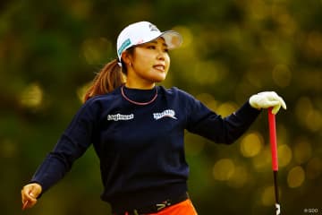 「ポテチン」と熟睡した前夜 時差ボケの古江彩佳が最終戦初タイトルへ68