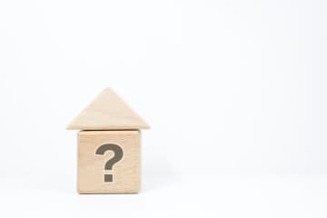 父から建築費1000万円を援助してもらってマイホームを建てます。相続税対策として有効とのことですが、贈与税はかかるのでしょうか。