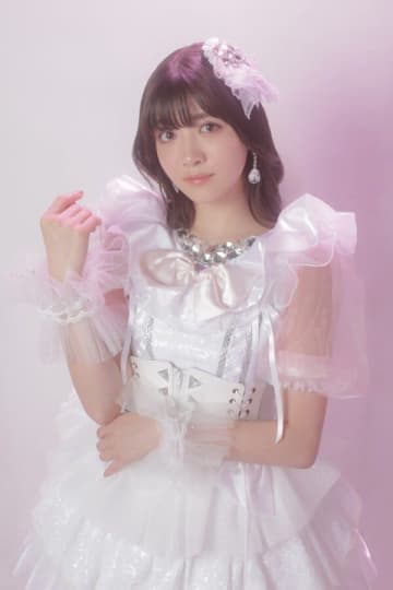 新井ひとみ（東京女子流）×コスプレ声ちゃん -【昭和アニソン大合唱】胸アツ名曲をみんなで歌う新感覚イベント。開催間近に東京女子流の新井ひとみ × DJのコスプレ声ちゃんの対談が実現！