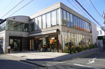 コメ兵／表参道にヴィンテージ専門店の2号店オープン、年間売上12億円目指す