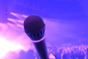 個性派メンバーがそろって活躍が期待される純烈の弟分グループ「モナキ」