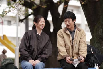 『平場の月』『花束みたいな恋をした』『片思い世界』　土井裕泰が描く“距離を見つめる愛”