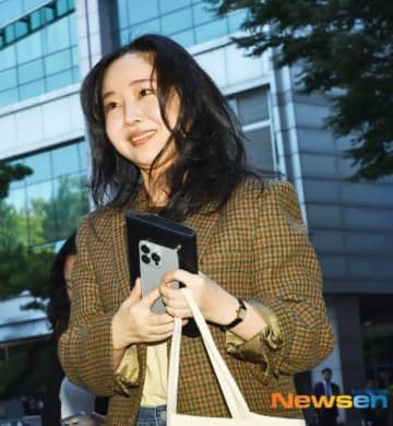 ミン・ヒジン、法廷で涙…代表解任やNewJeansのプロデュースめぐりHYBEに怒り「地獄のようだった」