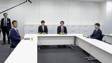 給付付き税額控除の加速で一致　自維立公、議論の場で食い違い