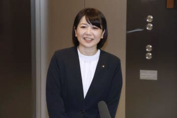 前橋市長が辞職、年明け選挙　ホテル問題2カ月で引責