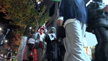 「中国人出て行け」韓国で“反中国”デモ拡大…「日本がうらやましい」の声も　団体旅行客へのビザ免除で中国人観光客増加