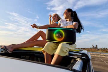 JBL、肩掛けパーティースピーカー「PartyBox On-The-Go 2 ES」。マイクを省いて低価格化