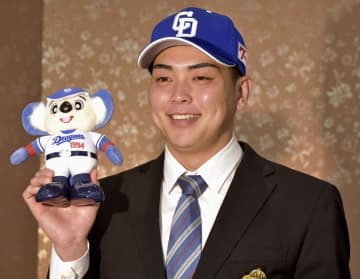 中日1位の中西「息長い選手に」　150キロ超え右腕、入団合意