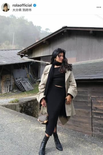 ローラ、脚ながっ...ショーパンコーデで美しさ限界突破　「めちゃめちゃキレイ」色気にドキっ