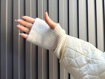 「チクチクしない！」「あったかくて便利！」【ユニクロ】の「アームウォーマー」が優秀なんです！