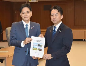 横浜市内の米軍施設、早期の全面返還を　小泉進次郎防衛相に山中市長が要望