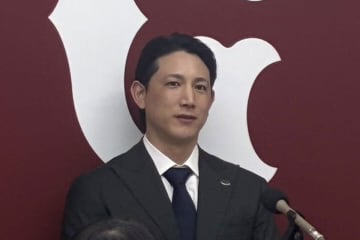 【巨人】小林誠司が現状維持の４０００万円でサイン　ファンの応援は「身に染みてありがたい」