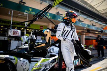 プジョー9X8をテストしたクインが開発ドライバーに。2026年のドライバー6名も決定