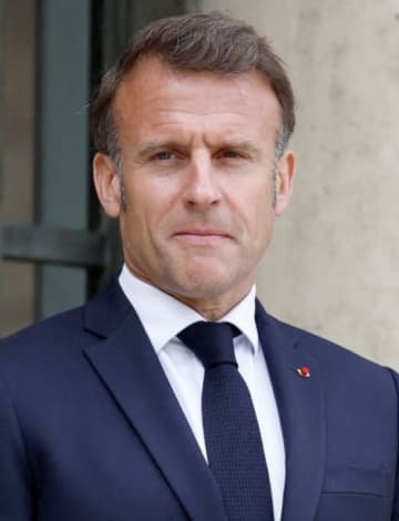 フランス、志願制の新兵役導入へ　来夏から、ロシアの脅威に対抗