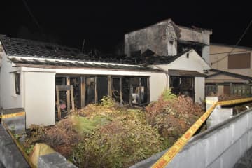 日立で住宅や倉庫4棟全焼　茨城