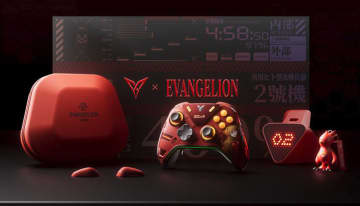 『エヴァ』アスカ×Flydigiのゲームパッド「APEX5-EVA」が登場、専用ボイスギミックも