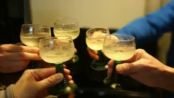 同窓会で壊れた友情 「会場も決まったし、あとはよろしく」 面倒な実務だけ丸投げしてきた幹事と絶縁